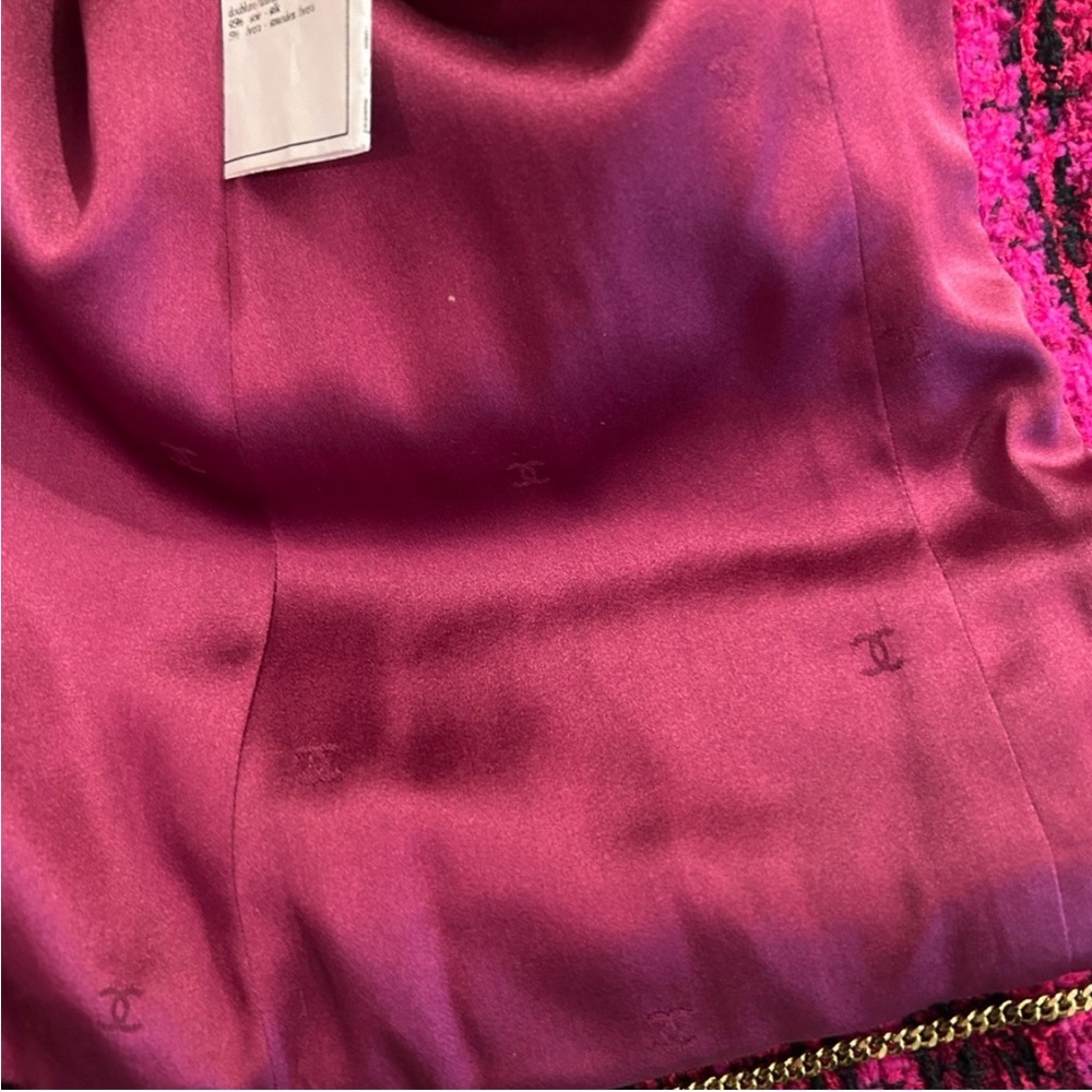 Chanel 1995 Tweed Jacket - Picture 12 of 15